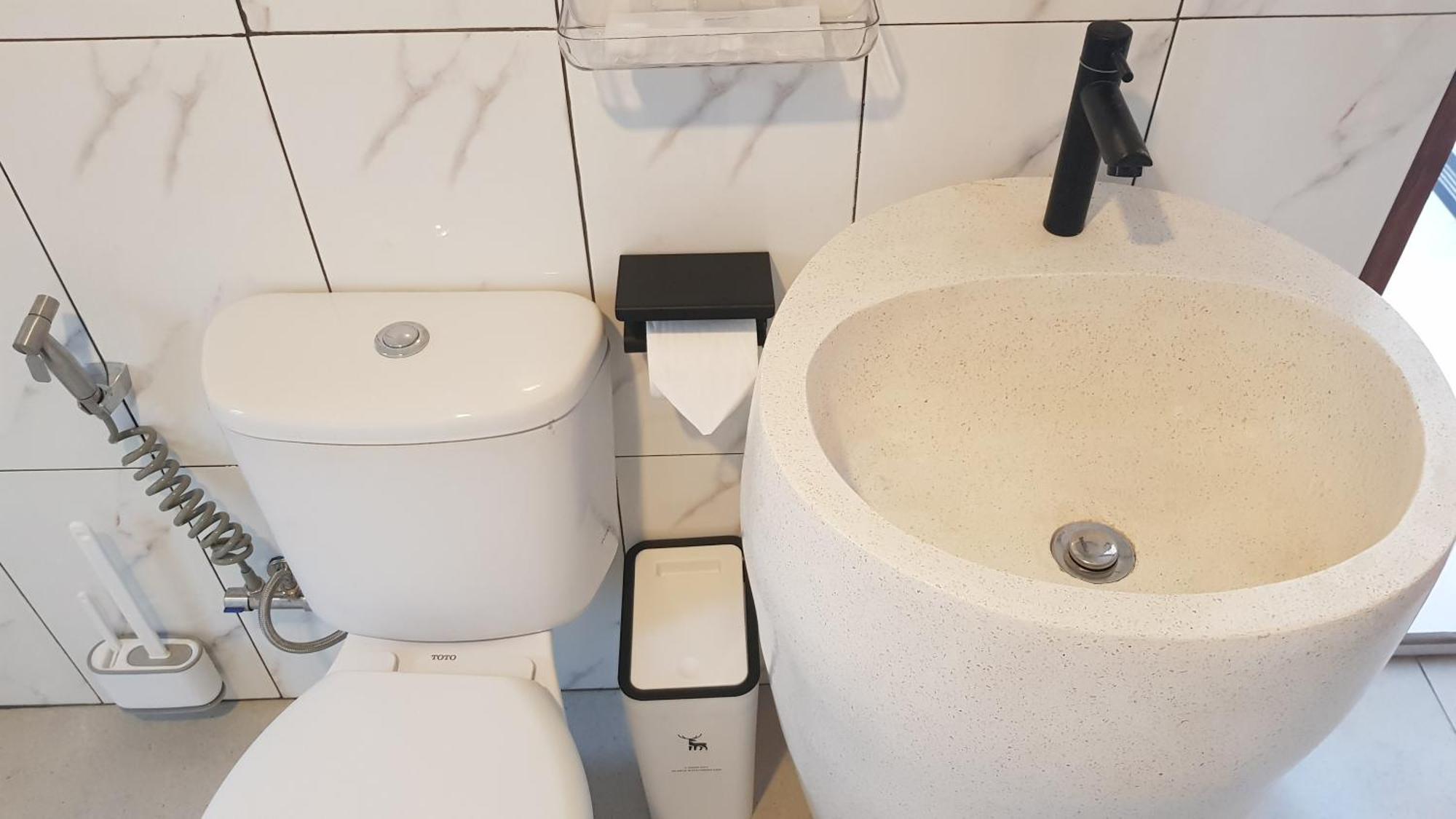 Ari Guest House Undisan Екстер'єр фото